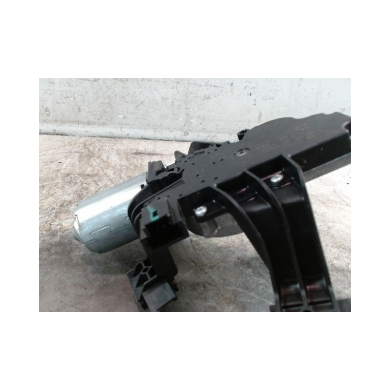 MOTEUR ESSUIE-GLACE ARRIERE PEUGEOT 207 2007-