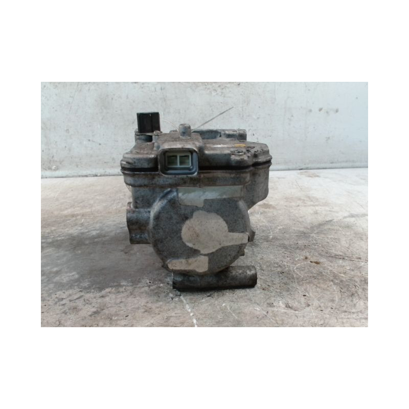 COMPRESSEUR AIR CONDITIONNE TOYOTA YARIS II 2010-