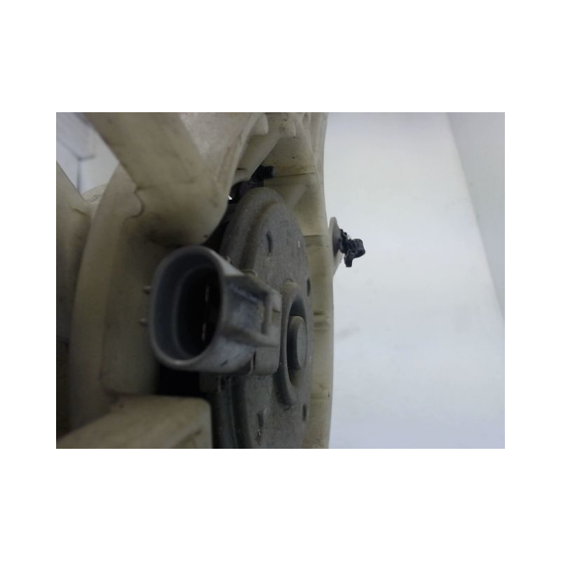 MOTEUR VENTILATEUR RADIATEUR TOYOTA YARIS