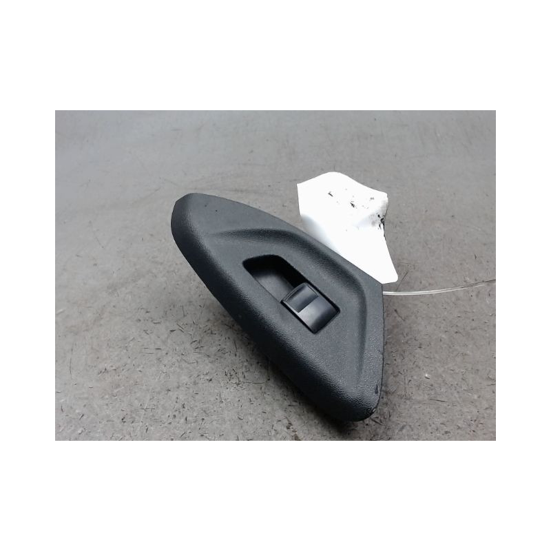COMMANDE LEVE-GLACE PORTE AVD CITROEN C1 5P