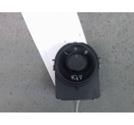 COMMANDE RETROVISSEUR EXT ELECTRIQUE