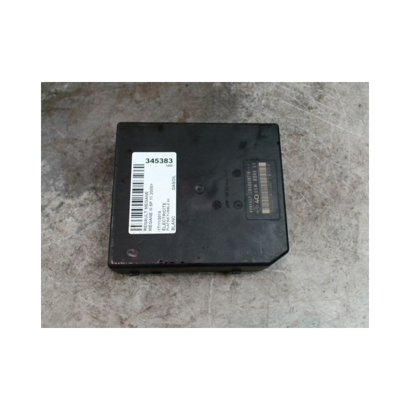 PLATINE FUSIBLE AVANT RENAULT MEGANE III 2008-