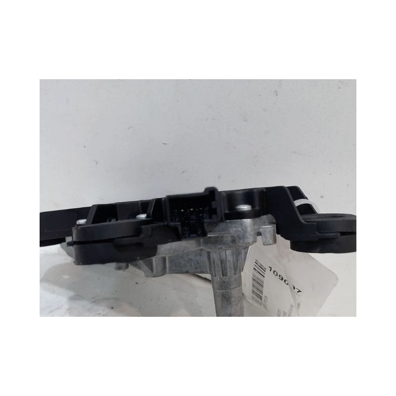 MOTEUR ESSUIE-GLACE ARRIERE FORD FOCUS