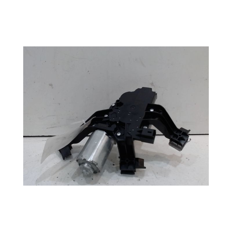 MOTEUR ESSUIE-GLACE ARRIERE PEUGEOT 207
