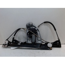 MECANISME+MOTEUR LEVE-GLACE AVANT DROIT MERCEDES CLASSE C
