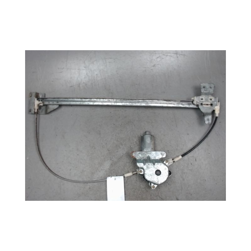 MECANISME+MOTEUR LEVE-GLACE AVANT DROIT MERCEDES VITO FOURGON