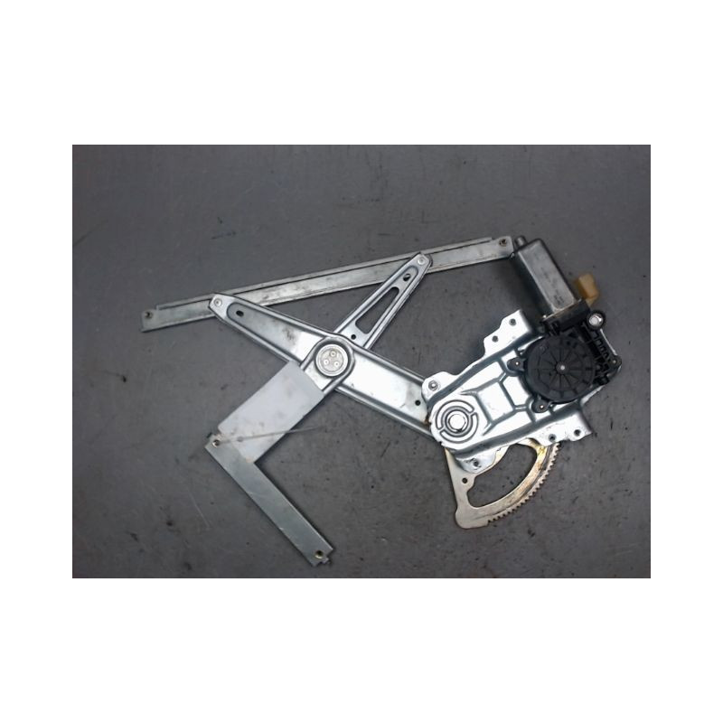 MECANISME+MOTEUR LEVE-GLACE AVANT GAUCHE TOYOTA YARIS 2003-