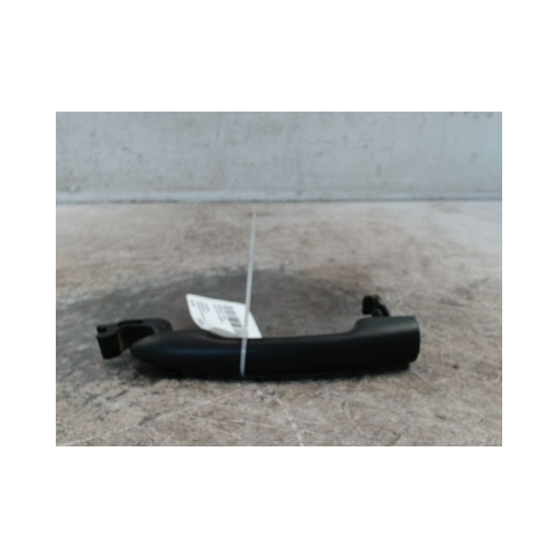 POIGNEE EXTERIEURE PORTE AVANT DROIT RENAULT CLIO III 2007-