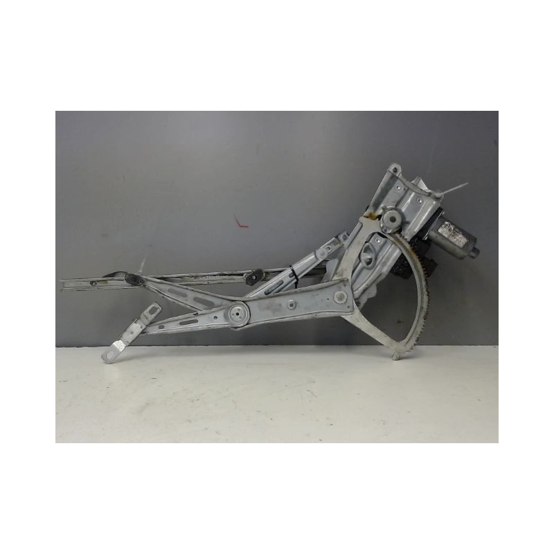MECANISME+MOTEUR LEVE-GLACE AVANT DROIT OPEL ZAFIRA