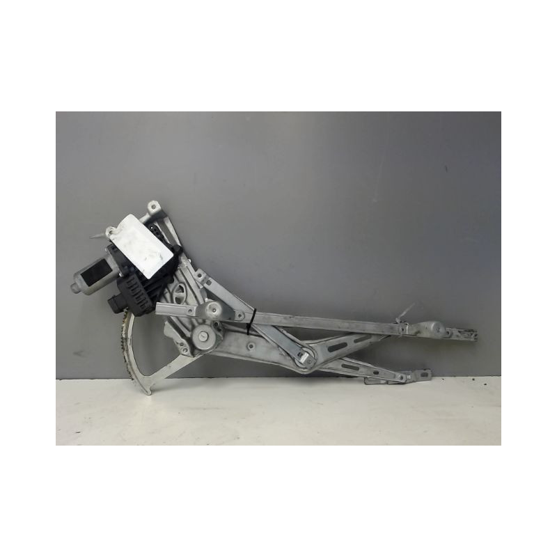 MECANISME+MOTEUR LEVE-GLACE AVANT DROIT OPEL ZAFIRA