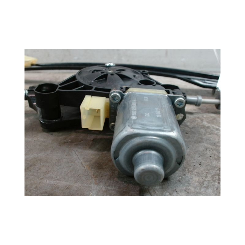MECANISME+MOTEUR LEVE-GLACE AVANT DROIT SKODA KODIAQ