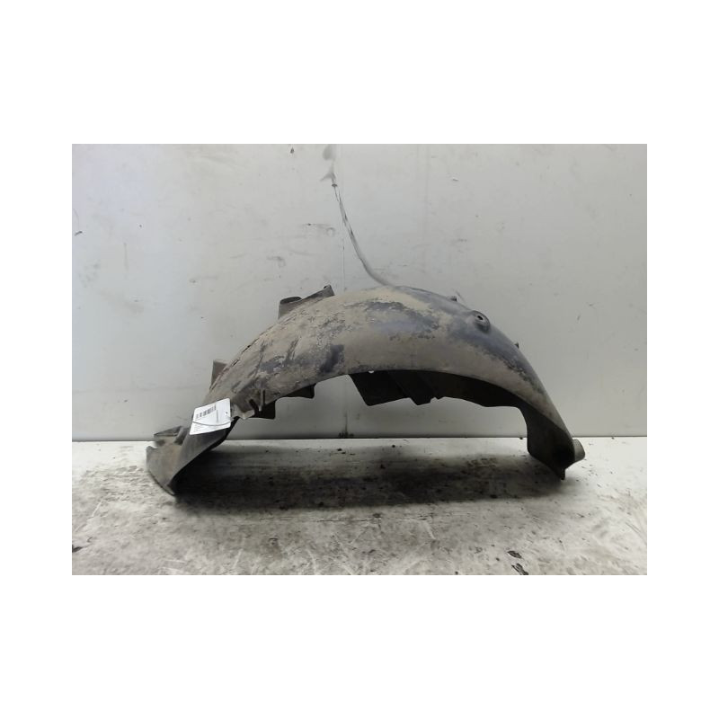 PARE-BOUE ARRIERE DROIT RENAULT CLIO