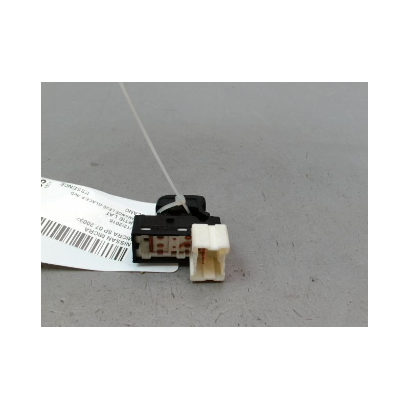 COMMANDE LEVE-GLACE PORTE AVD NISSAN MICRA 2009-