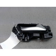 POIGNEE INTERIEURE PORTE AVANT DROIT OPEL CORSA 2010-