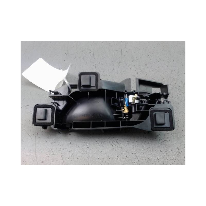 POIGNEE INTERIEURE PORTE AVANT DROIT OPEL CORSA 2010-