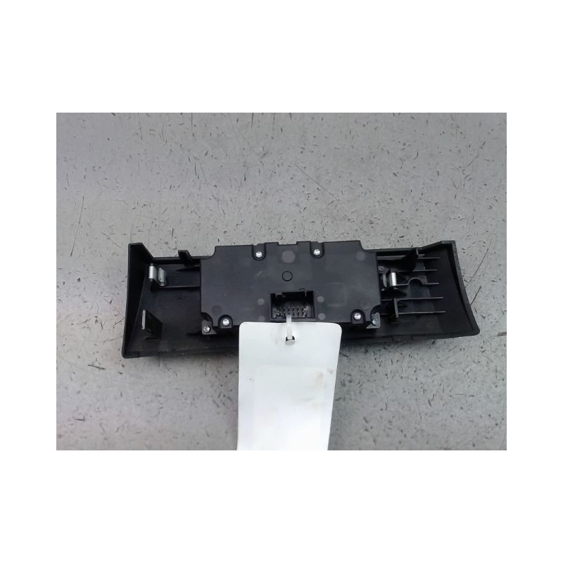 INTERIEUR COMMANDE PHARES BMW SERIE 5 BERL. V Phase 1 (E60) 2003-2007