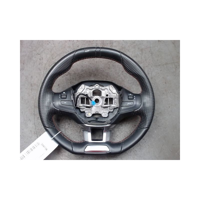 VOLANT DE DIRECTION PEUGEOT 2008