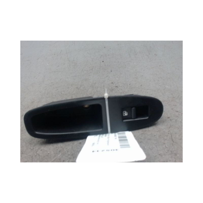COMMANDE LEVE-GLACE PORTE AVD ALFA ROMEO 159