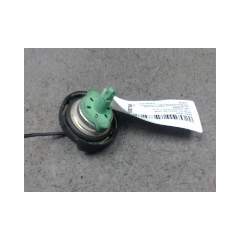BOUCHON RESERVOIR A CARBURANT MINI MINI 2004-2006