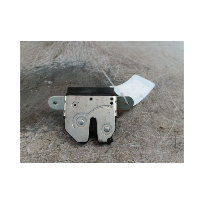 SERRURE HAYON  OPEL CORSA 06-09