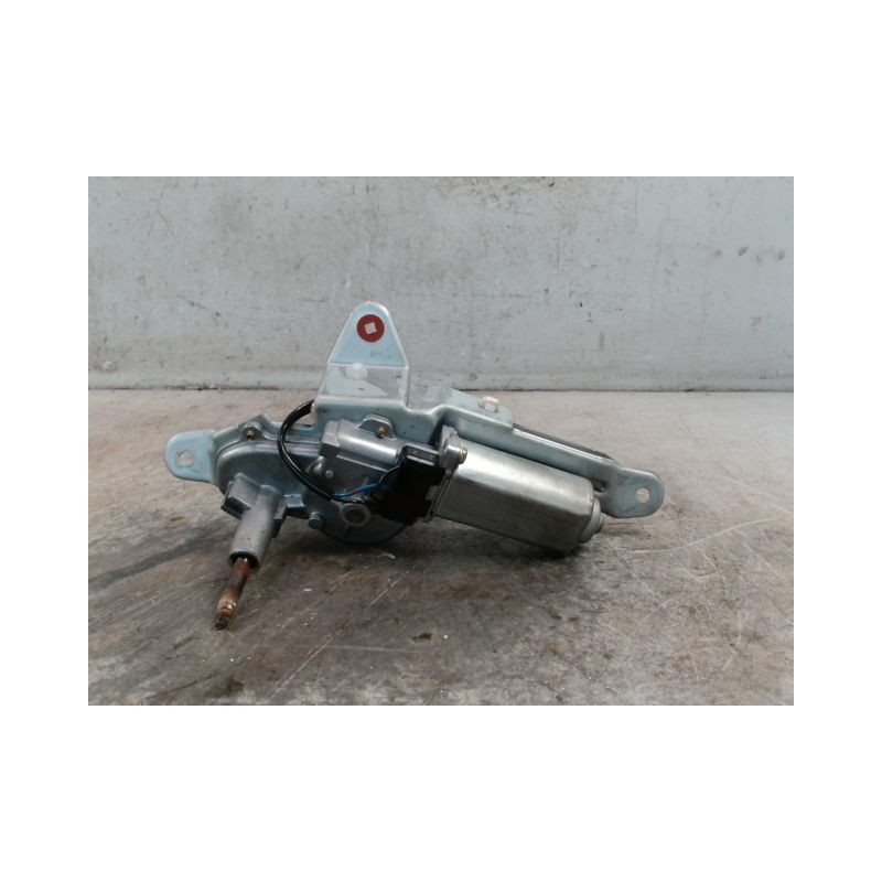 MOTEUR ESSUIE-GLACE ARRIERE TOYOTA YARIS -2003