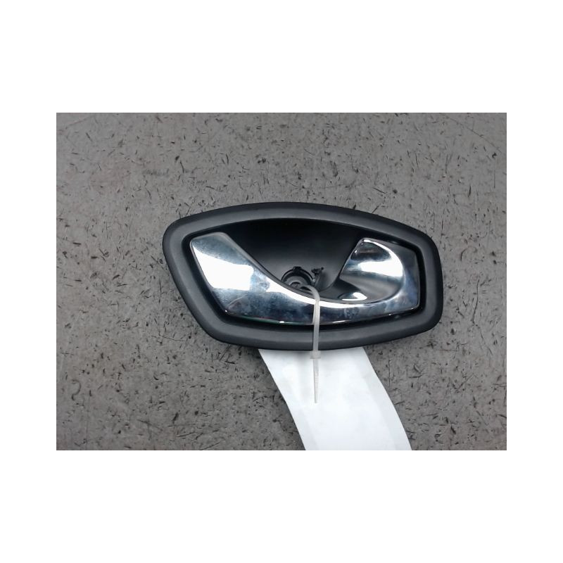 POIGNEE INTERIEURE PORTE ARRIERE DROIT RENAULT CLIO