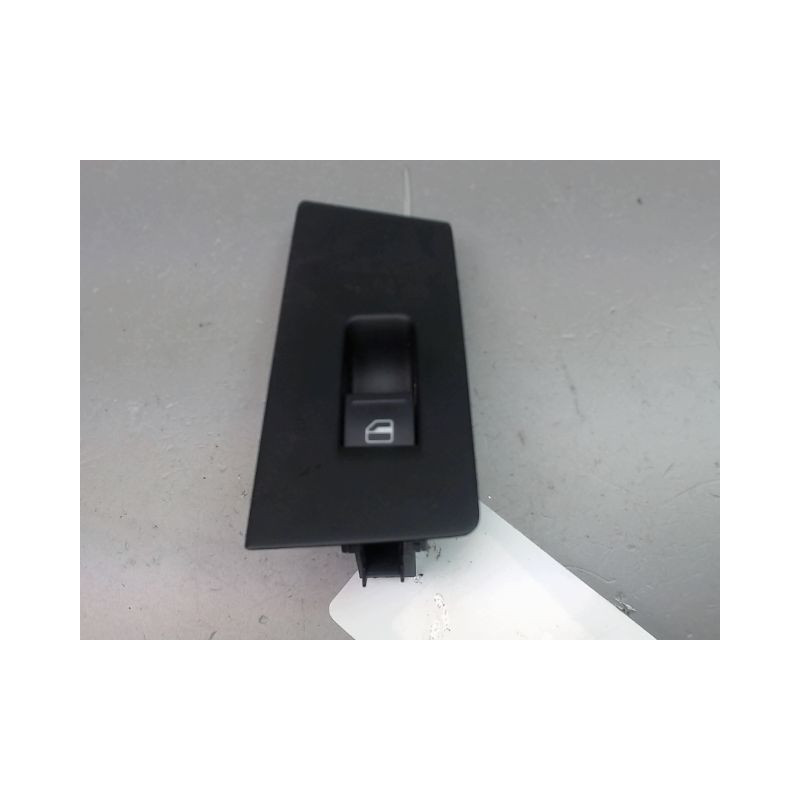 COMMANDE LEVE-GLACE PORTE ARG VOLKSWAGEN PASSAT BERL. VI (36) 2010-...