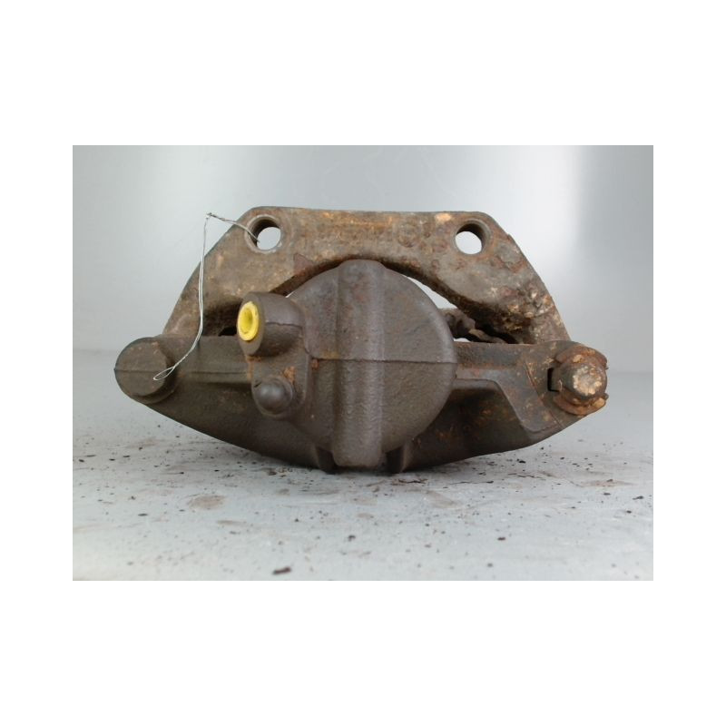 ETRIER DE FREIN AVANT DROIT RENAULT KANGOO 1 PHASE 2 GASOIL