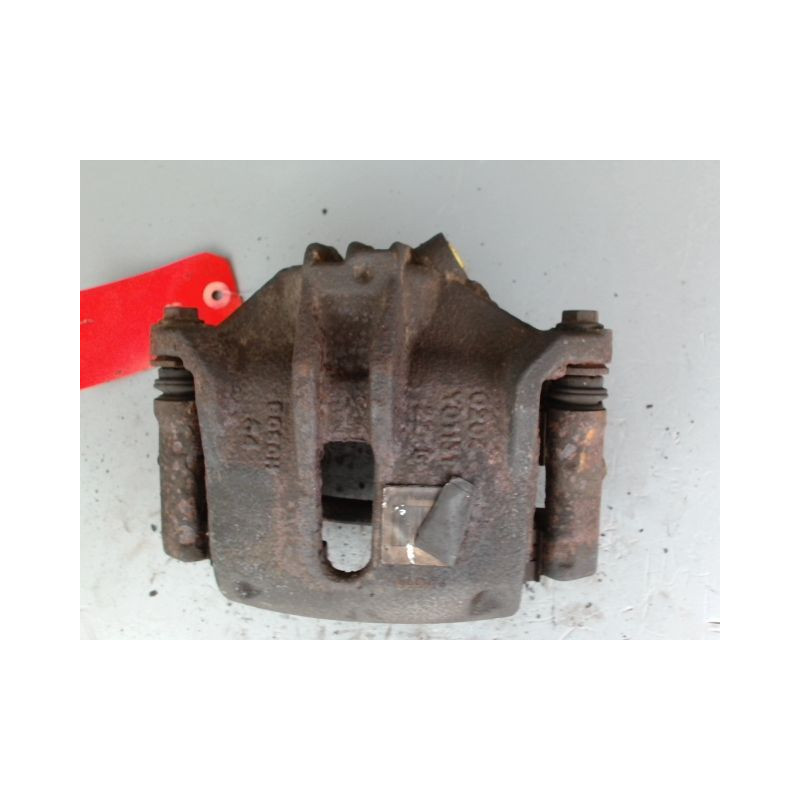 ETRIER DE FREIN AVANT GAUCHE PEUGEOT 207