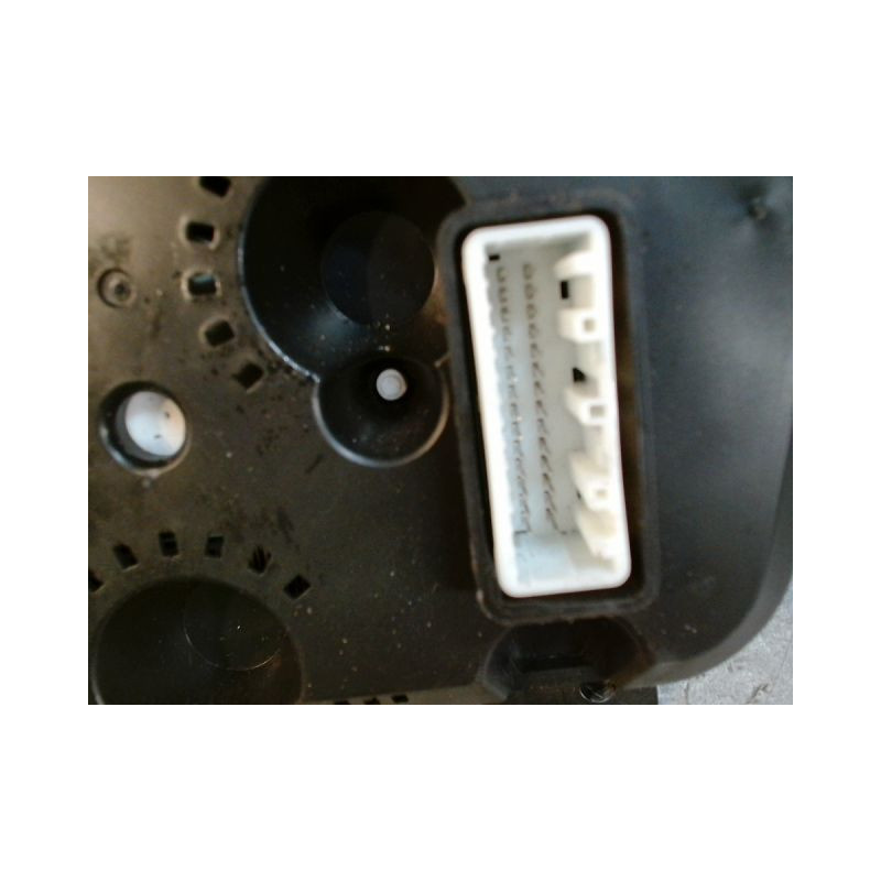 BLOC COMPTEURS CHEVROLET AVEO 1 ESSENCE