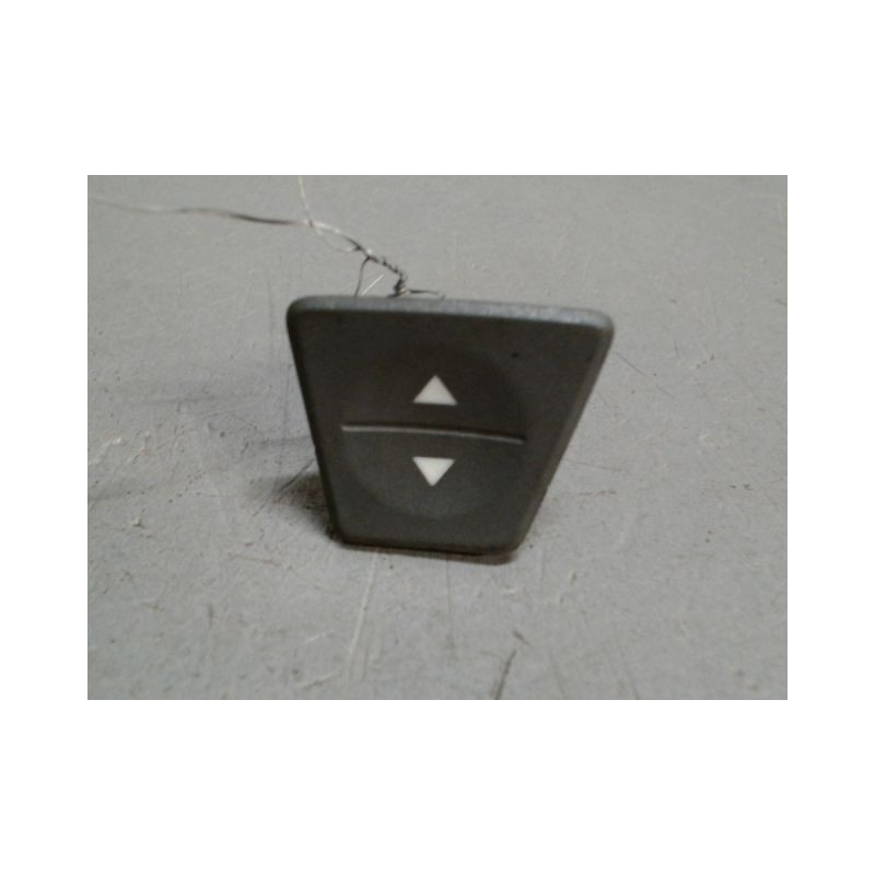 COMMANDE LEVE-GLACE PORTE AVD FIAT PANDA 2 PHASE 1 1.2I - 8V
