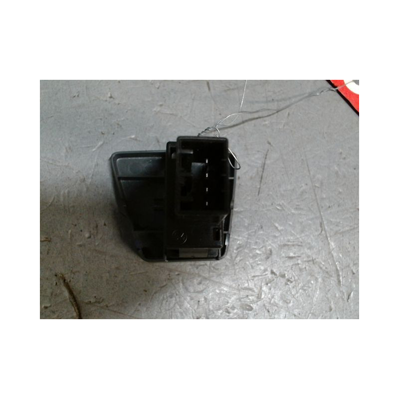 COMMANDE LEVE-GLACE PORTE AVD FIAT PANDA 2 PHASE 1 1.2I - 8V