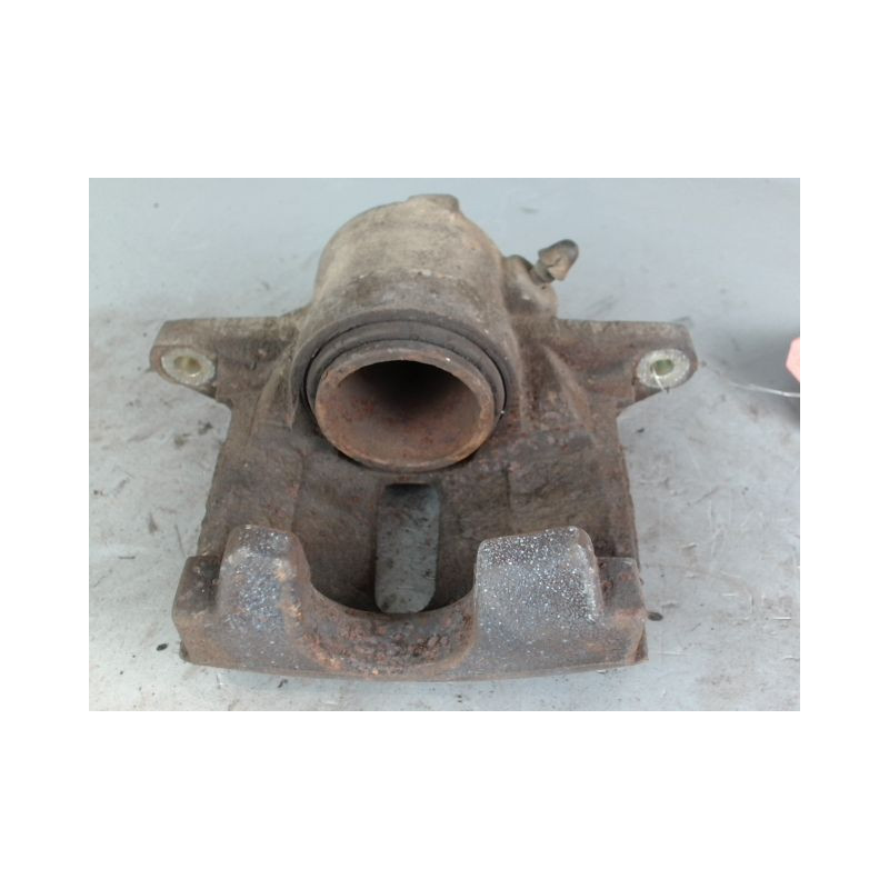 ETRIER DE FREIN AVANT DROIT PEUGEOT 1007 1.4 HDI - 8V TURBO