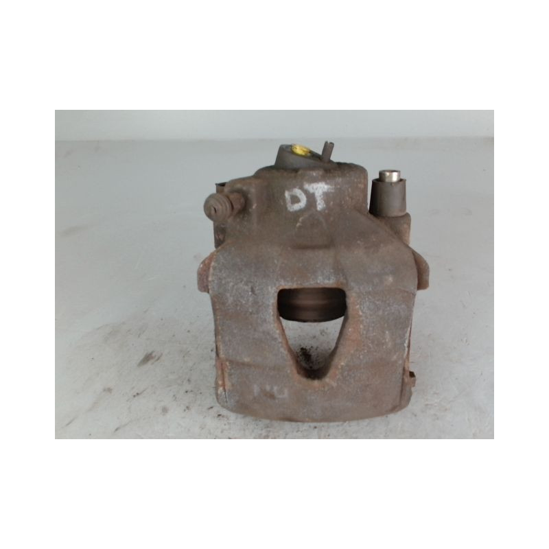 ETRIER DE FREIN AVANT DROIT VOLKSWAGEN POLO 4 PHASE 1 ESSENCE
