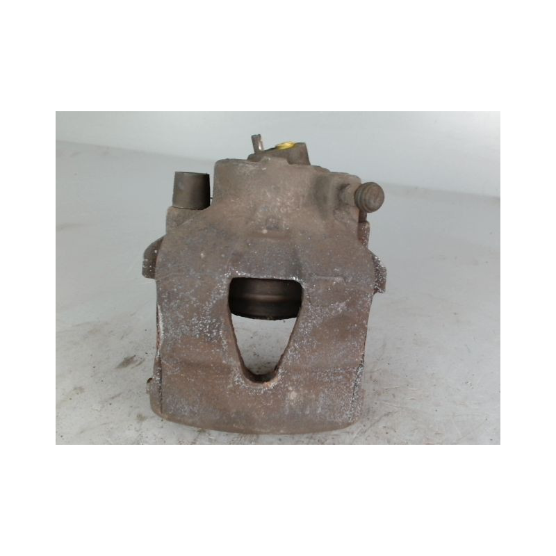 ETRIER DE FREIN AVANT GAUCHE VOLKSWAGEN POLO 4 PHASE 1 ESSENCE