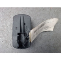 COMMANDE LEVE-GLACE PORTE AVG OPEL CORSA D PHASE 1 DIESEL