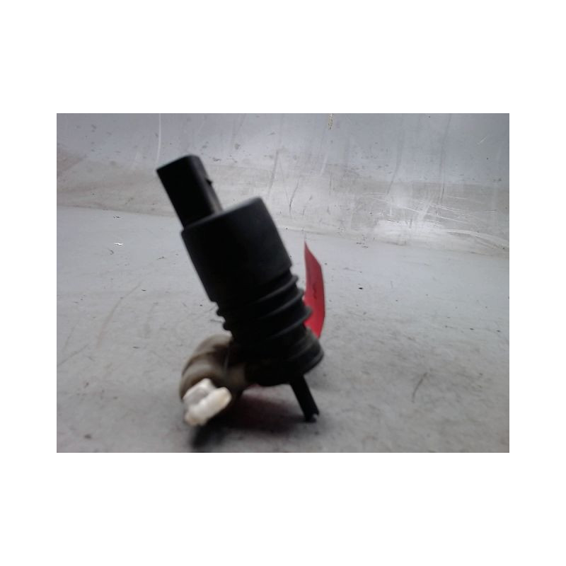POMPE LAVE-GLACE AVANT VOLKSWAGEN POLO 4 PHASE 2 ESSENCE
