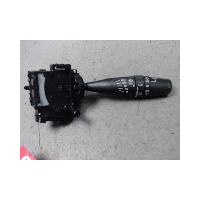 COMMANDE ESSUIE GLACE SUZUKI SWIFT 4 ESSENCE