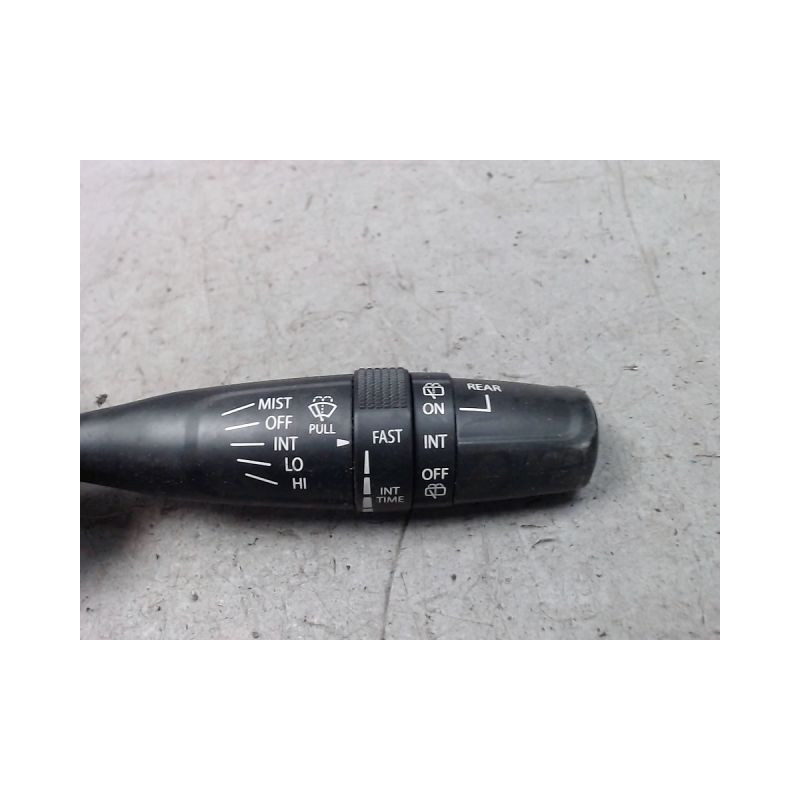 COMMANDE ESSUIE GLACE SUZUKI SWIFT 4 ESSENCE
