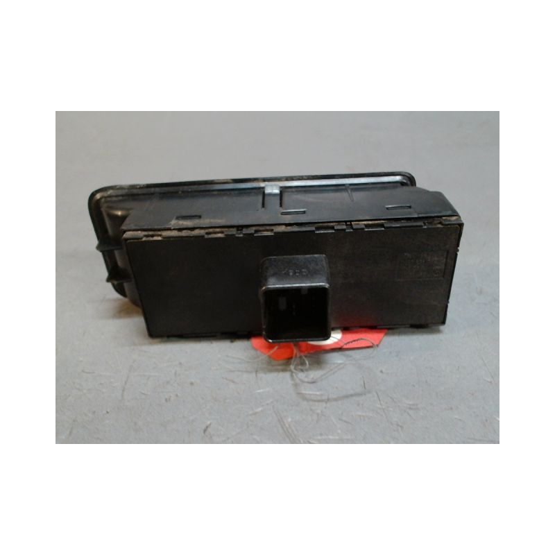 COMMANDE LEVE-GLACE PORTE AVG VOLKSWAGEN POLO 5 PHASE 1 1.2I - 12V
