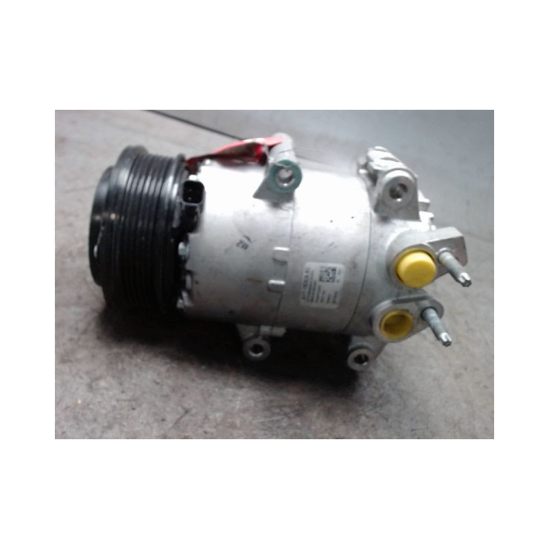 COMPRESSEUR AIR CONDITIONNE FORD FIESTA 6 PHASE 2 ESSENCE