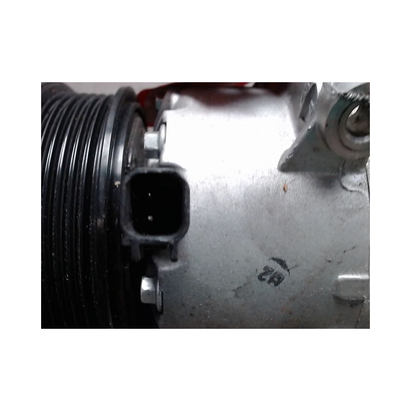 COMPRESSEUR AIR CONDITIONNE FORD FIESTA 6 PHASE 2 ESSENCE