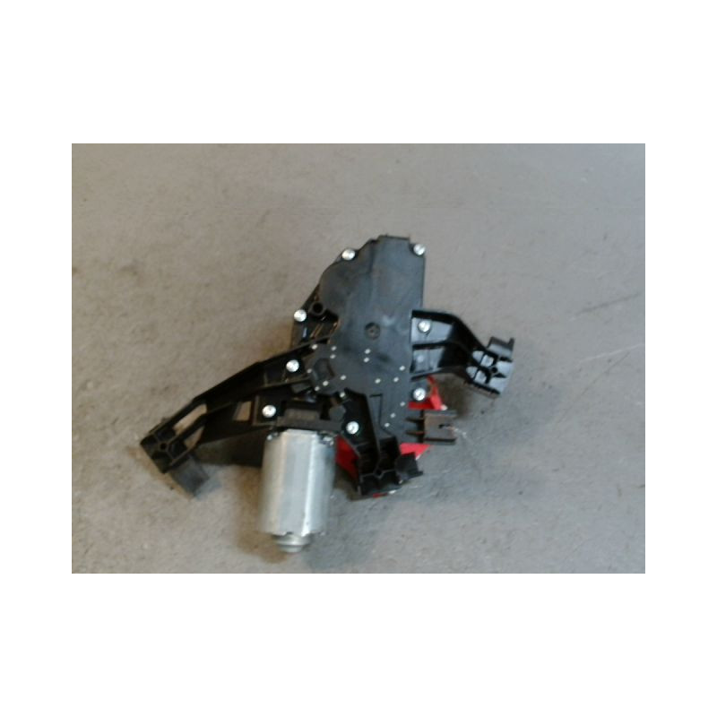 MOTEUR ESSUIE-GLACE ARRIERE PEUGEOT 207 DIESEL