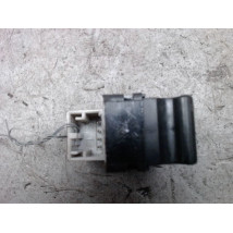 COMMANDE LEVE-GLACE PORTE AVD VOLKSWAGEN FOX ESSENCE
