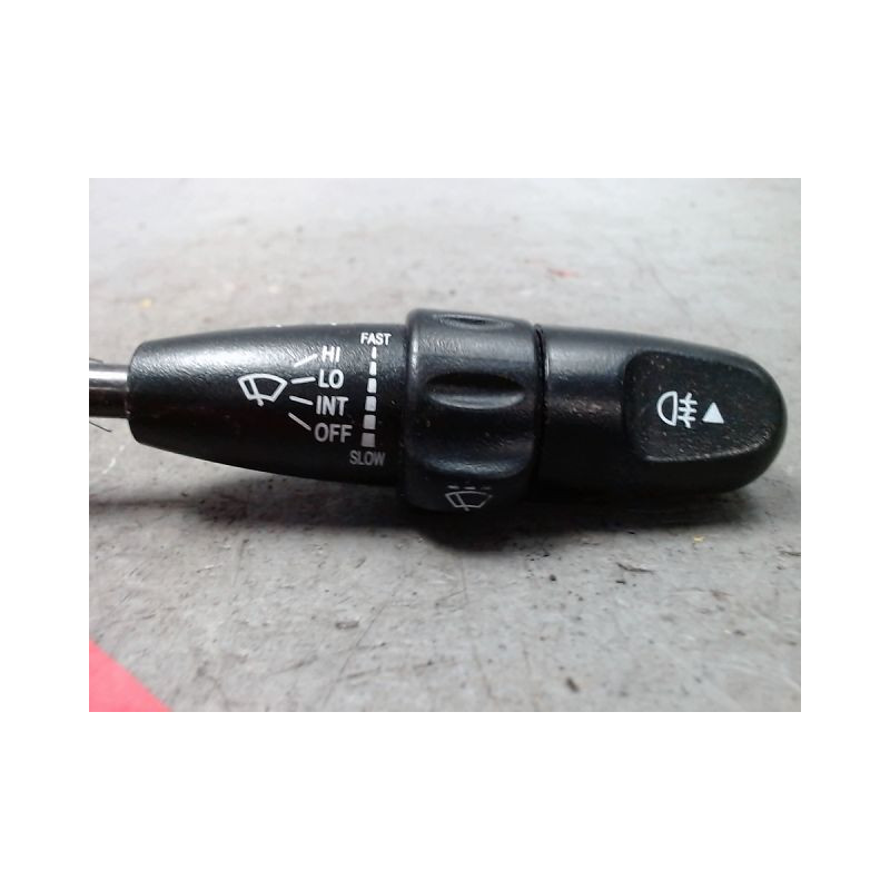 COMMANDE ESSUIE GLACE CHEVROLET AVEO 1 ESS+G.P.L.