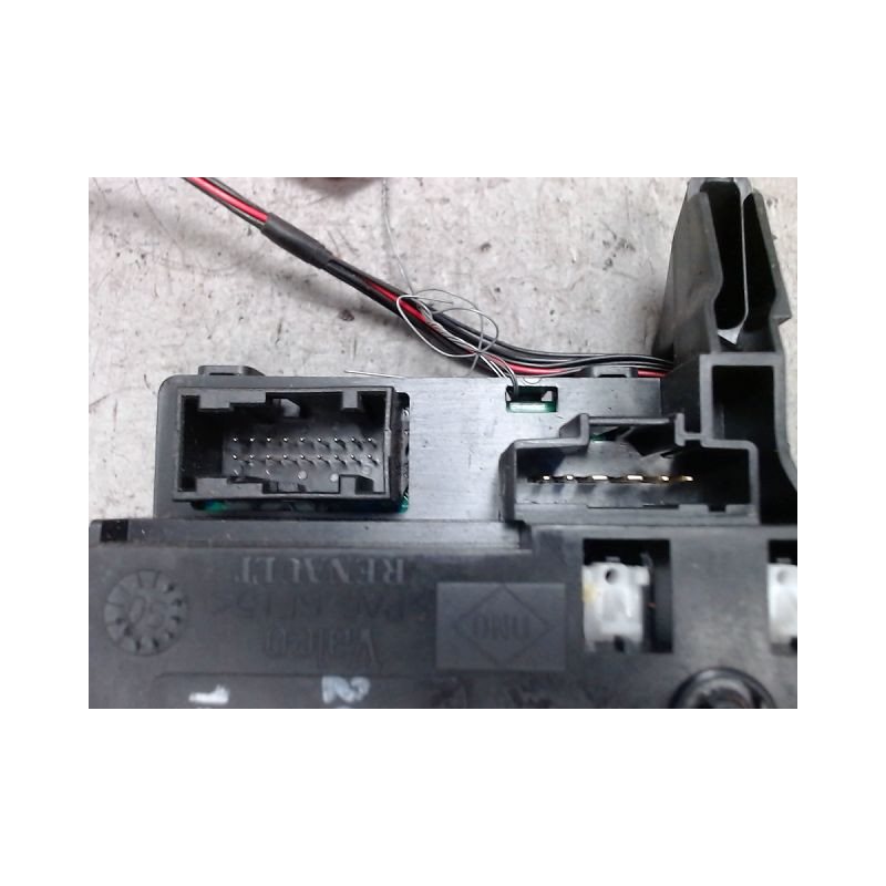 COMMANDE ESSUIE GLACE RENAULT SCENIC 2 PHASE 2 ESSENCE
