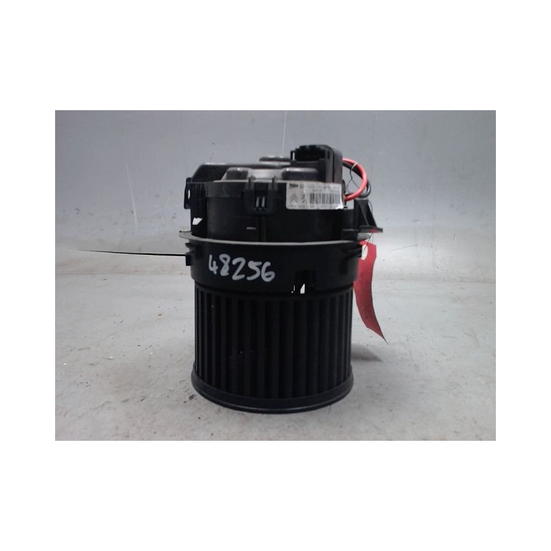 MOTEUR VENTILATEUR CHAUFFAGE PEUGEOT 208 PHASE 1 1.4 HDI - 8V TURBO