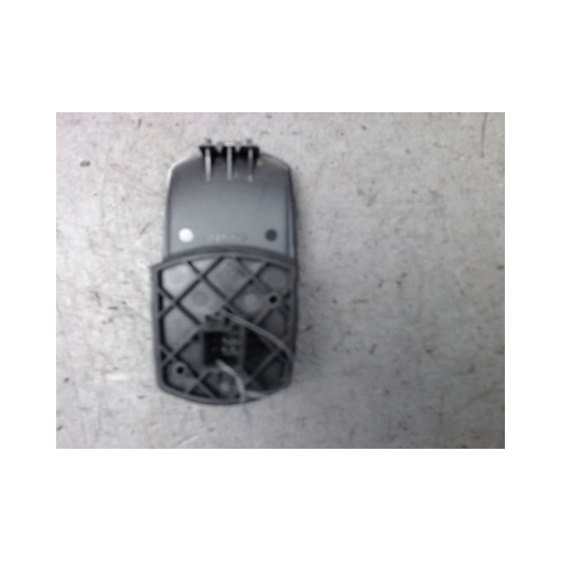 COMMANDE LEVE-GLACE PORTE AVD OPEL CORSA D PHASE 1 ESSENCE