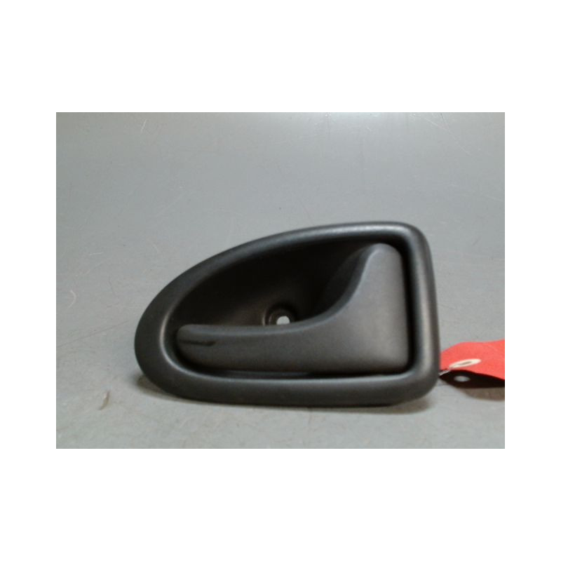 POIGNEE INTERIEURE PORTE AVANT DROIT RENAULT TRAFIC 2 PHASE 2 2.0 DCI - 16V