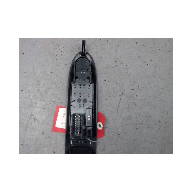 COMMANDE LEVE-GLACE PORTE AVG CITROEN DS3 PHASE 1 1.6 HDI - 8V TURBO